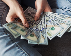 What Is The Minimum Wage That My Company Must Pay To Its Workers In Manhattan And The Rest Of Manhattan Attorney